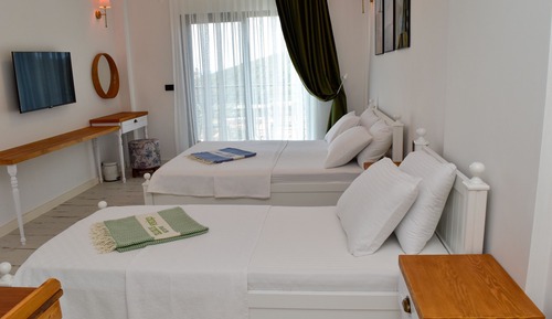 Deluxe Triple Room, Balcony, Sea View