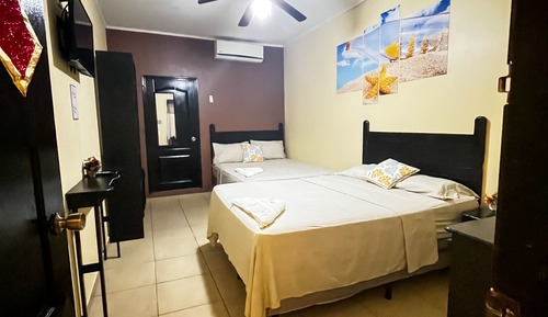 Classic Quadruple Room