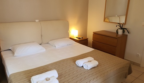 Family Apartment (Elia)