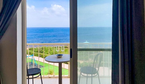 Family Apartment, 2 Bedrooms (Seafront apartment in Gozo,)