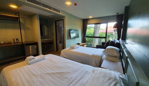 Superior Room, 2 Twin Beds, Non Smoking, Garden View