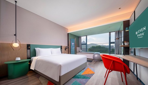 Standard Room, 1 King Bed