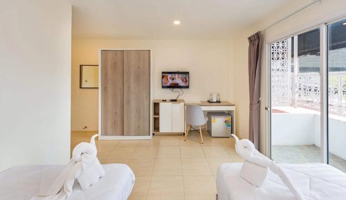 Standard Twin Room