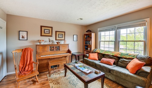 Apartment (2 Bedrooms)