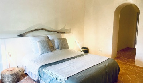 Traditional Suite