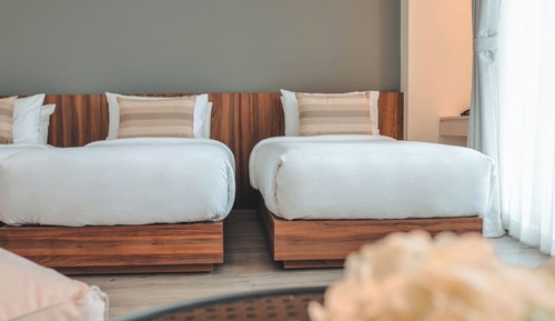 Deluxe Triple Room, Non Smoking, Private Bathroom