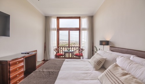 Superior Room, City View