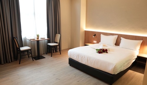 Deluxe Room, 1 Queen Bed