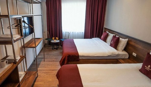 Comfort Triple Room