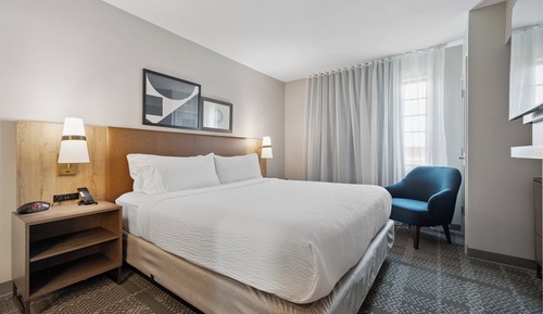 Suite, 1 Bedroom, Accessible, Kitchen (Communications, Mobility, Access Tub)