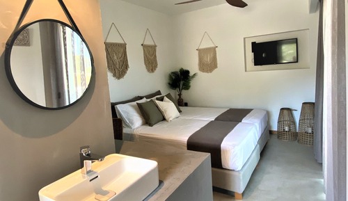 Superior Double Room, Garden View