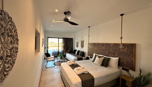 Superior Triple Room, Pool Access