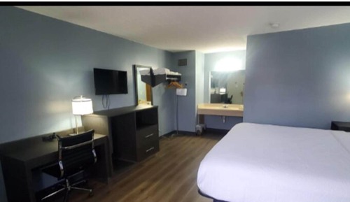 Standard Single Room, 1 King Bed, Accessible, Non Smoking