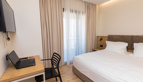 Double Room, Partial Sea View