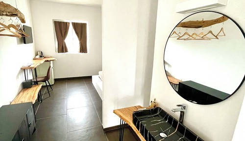 Double Room (5)