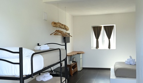 Quadruple Room (6)