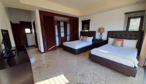 Villa, 2 Bedrooms, Ocean View (1101)