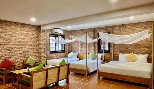 Vietnamese Style Family Bungalow