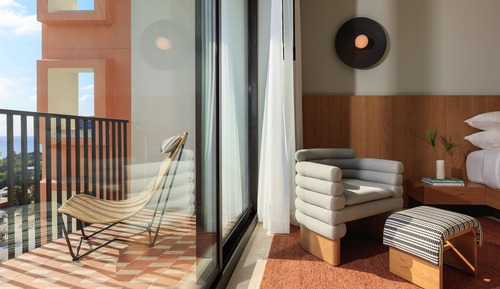 Family Suite, 1 Bedroom, Pool View (Family Room)