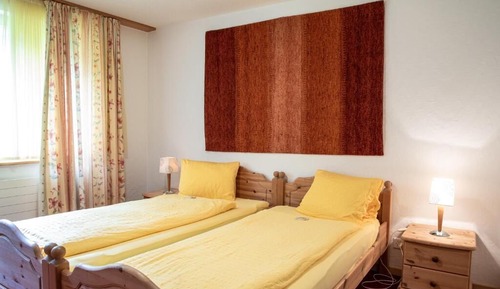 Premium-Family Room