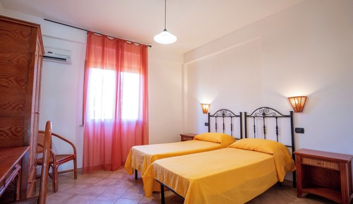 Standard Apartment, 2 Bedrooms, Terrace, Garden View