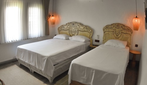 Comfort Triple Room, 1 Bedroom, Non Smoking, City View