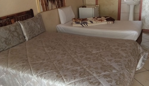 Basic Triple Room
