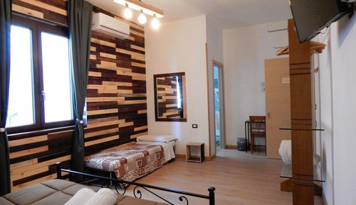 Design Triple Room
