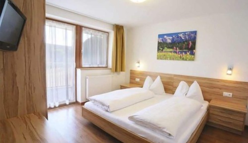Panoramic Condo, 1 Bedroom, Balcony, Mountain View