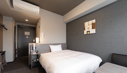 Single Room, Smoking (Heated cigarettes only)