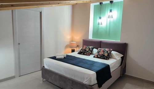 Double Room (LUNETTE)