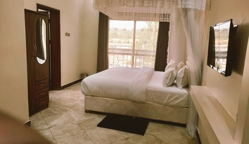 Family Twin Room