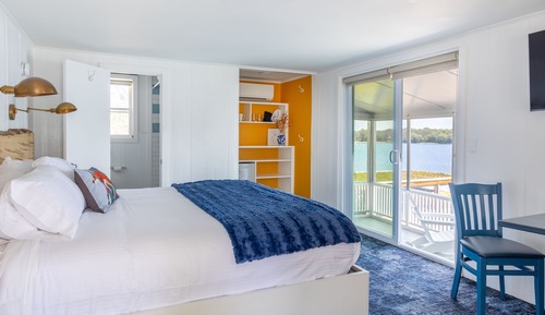 Premier Room