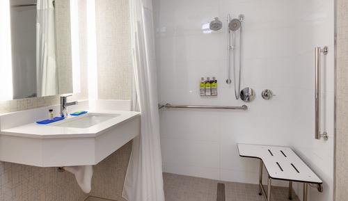 Standard Room, 2 Double Beds, Accessible (Communications, Roll-In Shower)