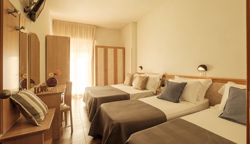Comfort Quadruple Room