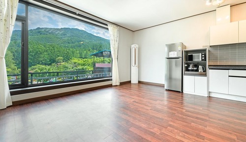 Basic Room, 1 Bedroom (Narsha)