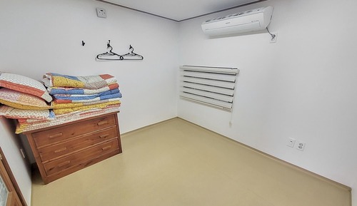 Room (Group Room )