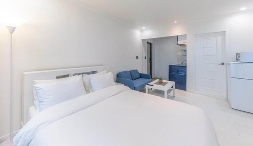 Room (Room 201 Morning Sunshine (Spa))
