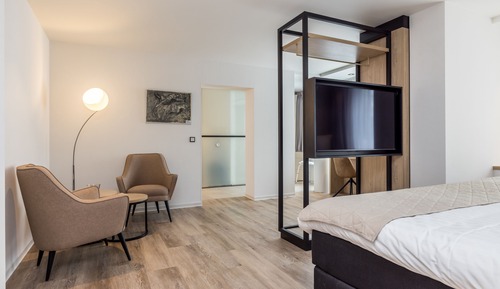 Superior Suite, Accessible