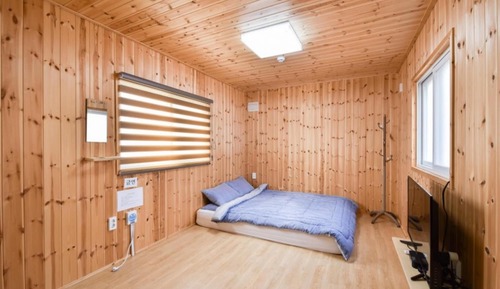 Room (Room 1 (Unshared House))
