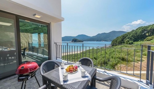 Room (A104 (Jet Spa Ocean View))