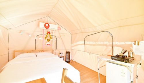 Room (Glamping Room-(2 people))