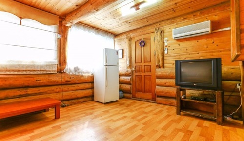 Room (Rainbow (Main Building))