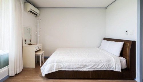 Room (Blue 2 (2F Spa))