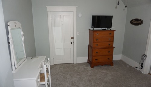 Standard Room, 1 Queen Bed
