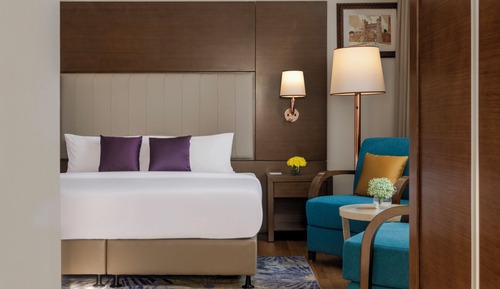 Deluxe Suite