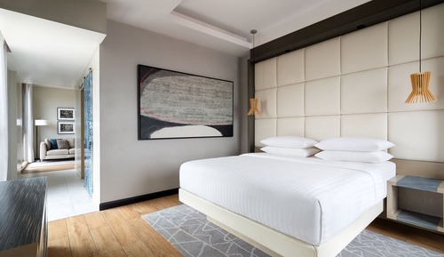 Junior Suite, 1 King Bed, Non Smoking