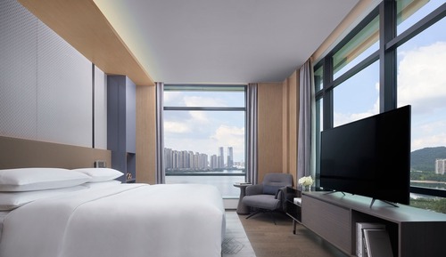 Suite, 1 Bedroom, Lake View