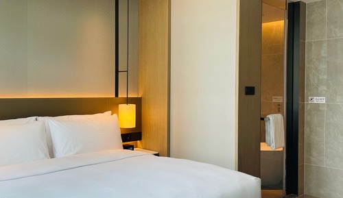 Suite, 1 Bedroom, City View