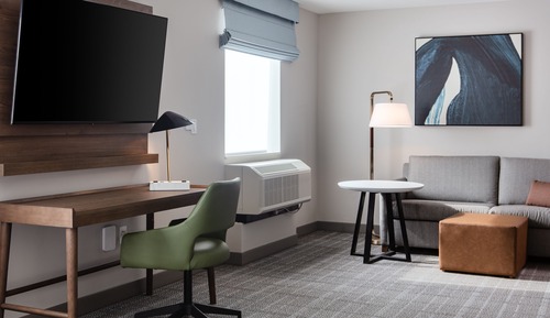 Studio Suite, 1 King Bed, Accessible, Kitchen (Communications)